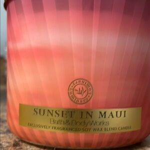 Bath & Body Works Sunset in Maui Candle - Pink and Gold